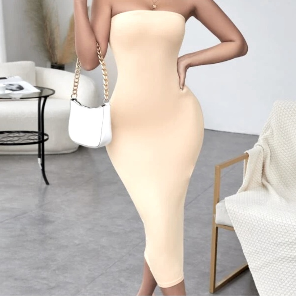 BACKLESS TUBE BODY CON DRESS